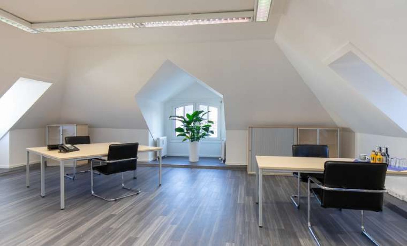 Büro 2